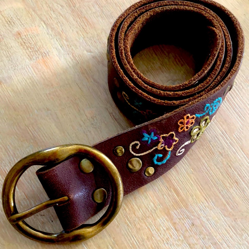 Lucky Brand embroidered leather belt